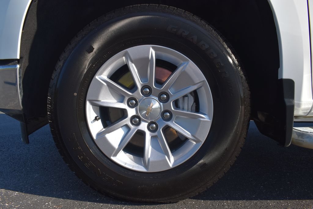 Used 2025 Chevrolet Silverado 1500 W/T RWD image 14