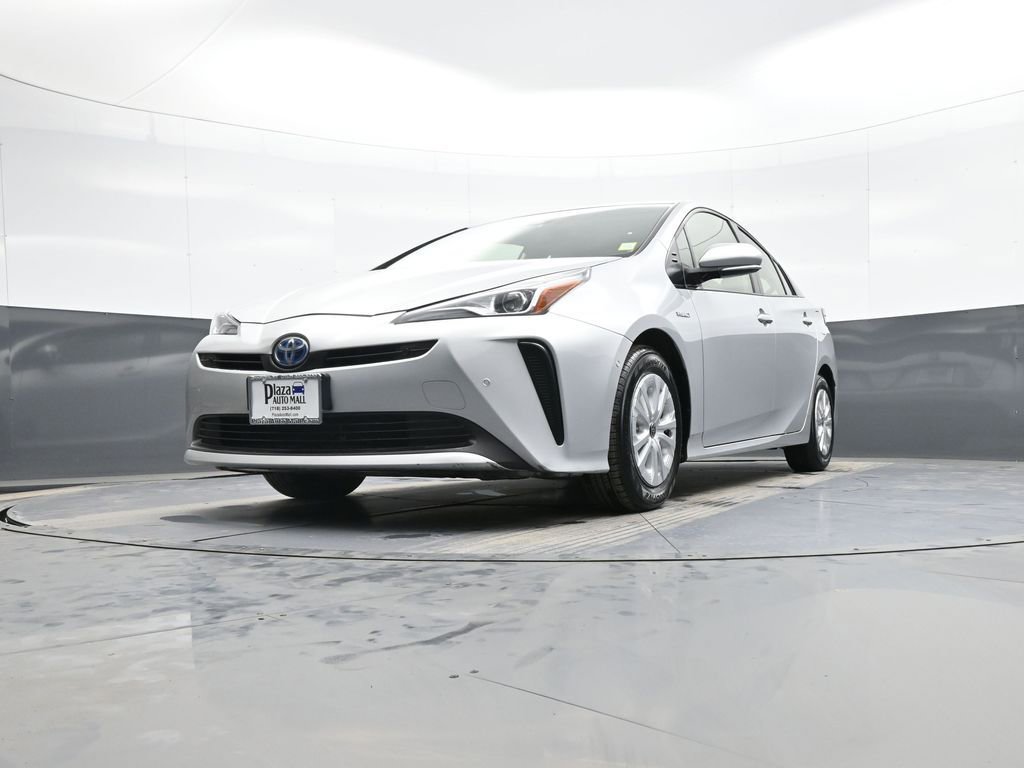 Certified 2022 Toyota Prius LE image 24