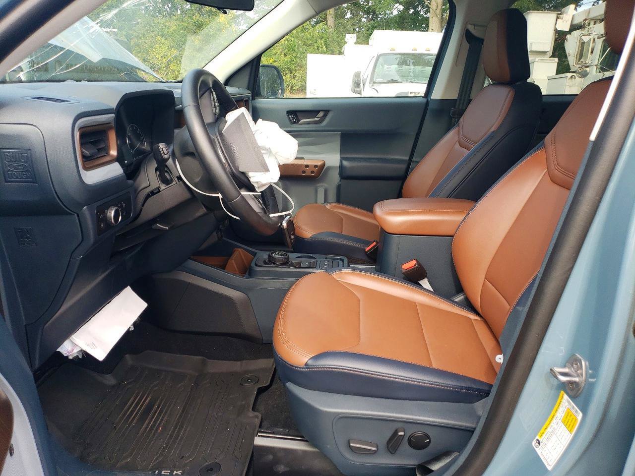 Used 2023 Ford Maverick Lariat w/ Lariat Luxury Package FWD image 6