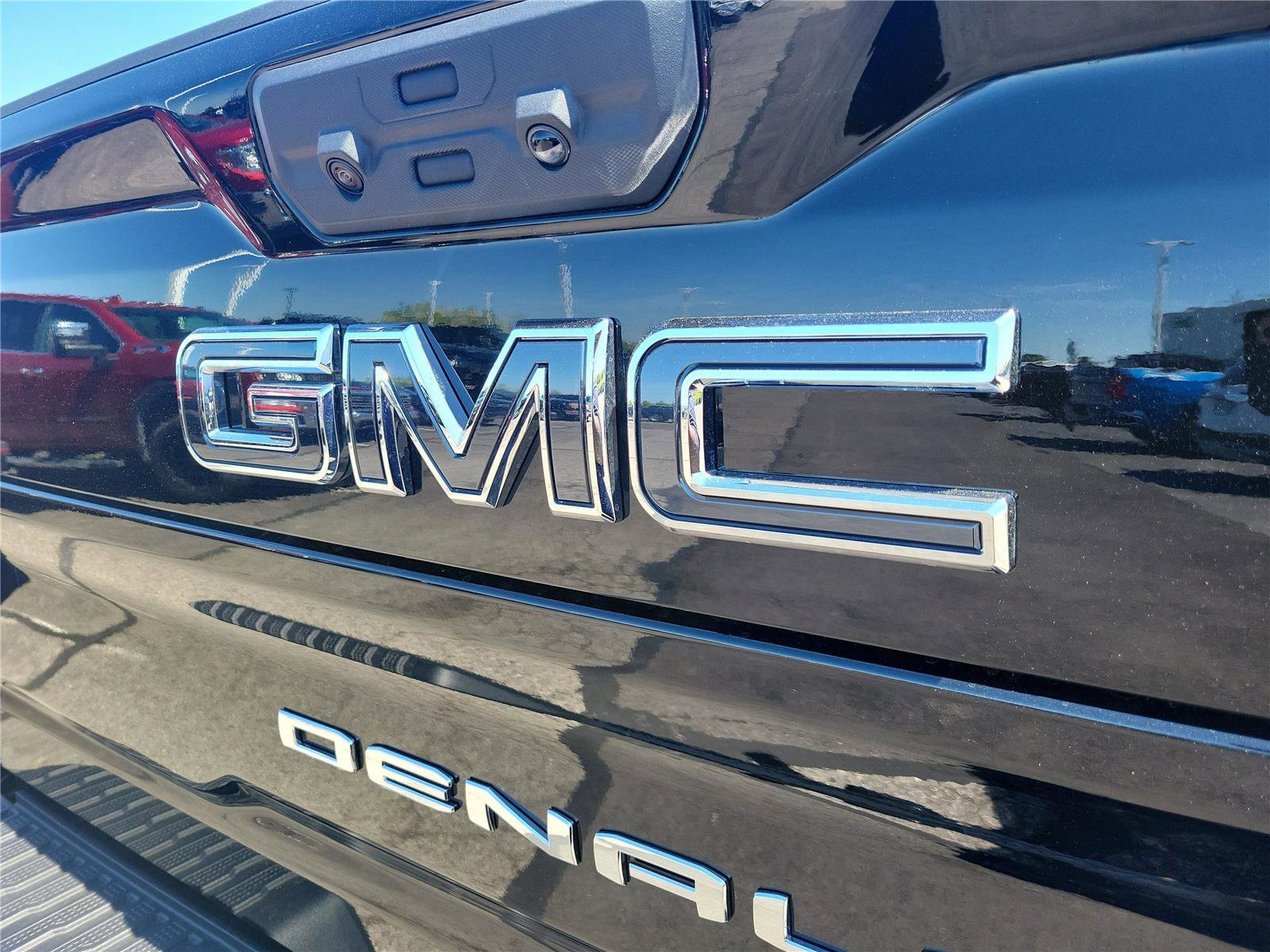 New 2026 GMC Sierra 2500 Denali Ultimate AWD/4WD image 8