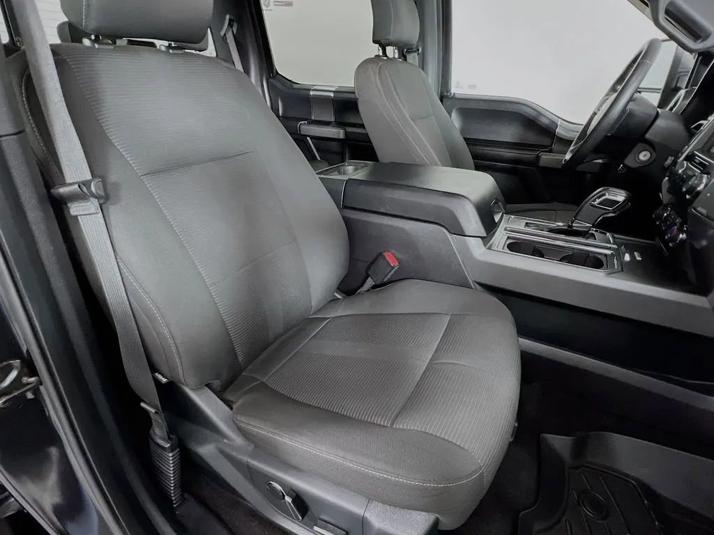 Used 2015 Ford F150 XLT w/ Equipment Group 302A Luxury image 27