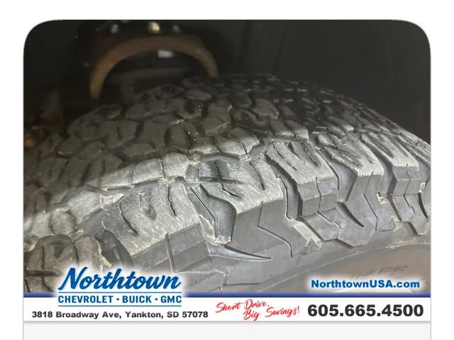 Used 2016 GMC Sierra 1500 SLT w/ SLT Preferred Package image 28