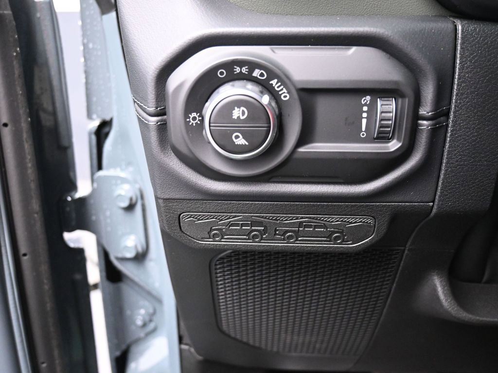 New 2026 Jeep Gladiator Mojave AWD/4WD image 16