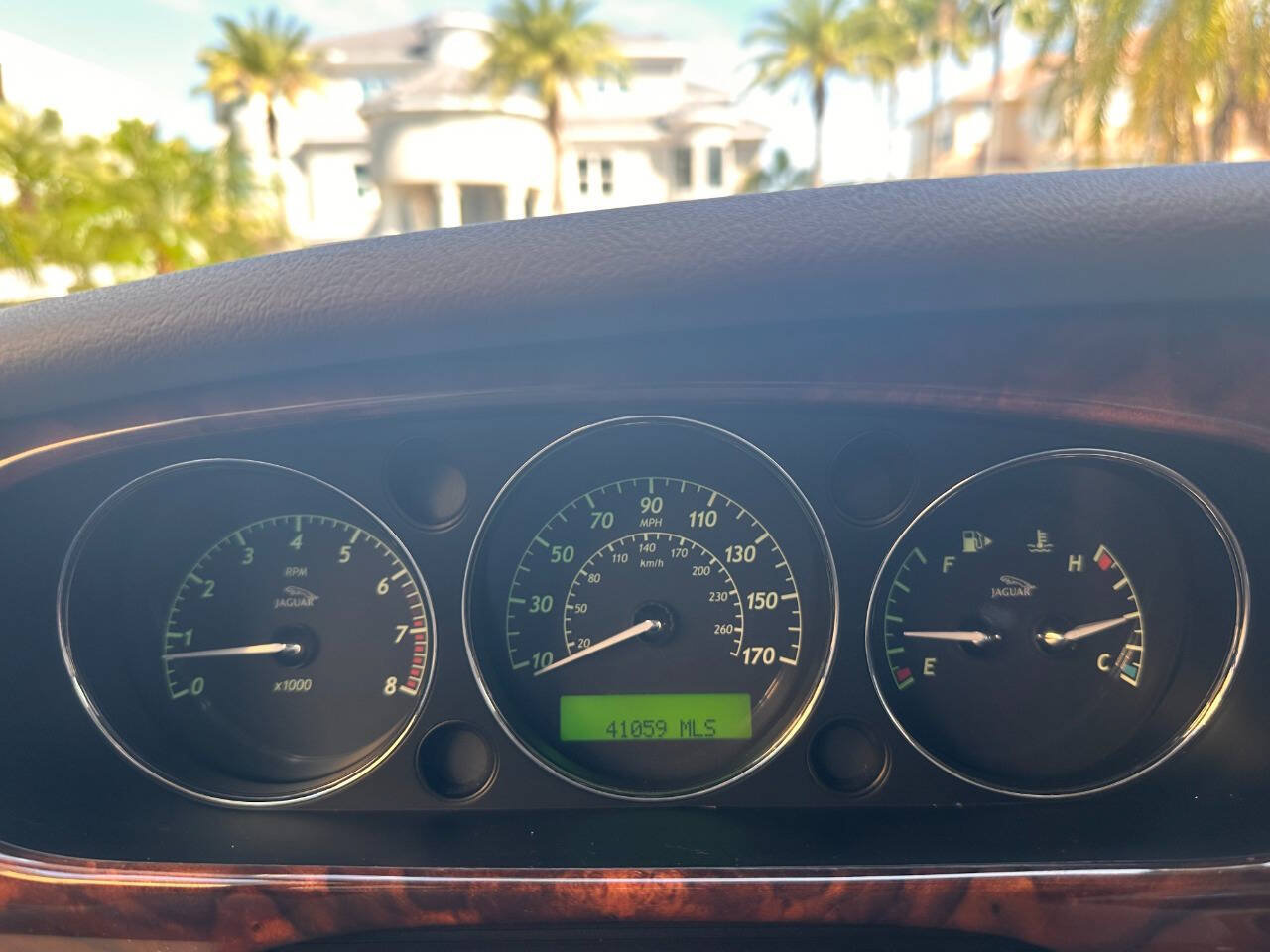 Used 2008 Jaguar XJ8 RWD image 16