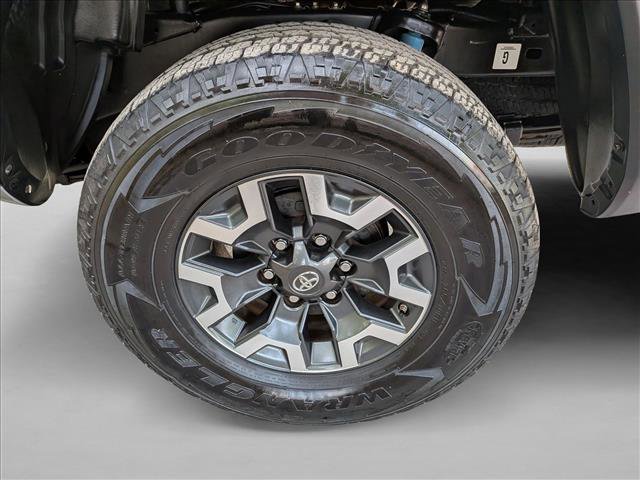 Used 2018 Toyota Tacoma TRD Off-Road image 22