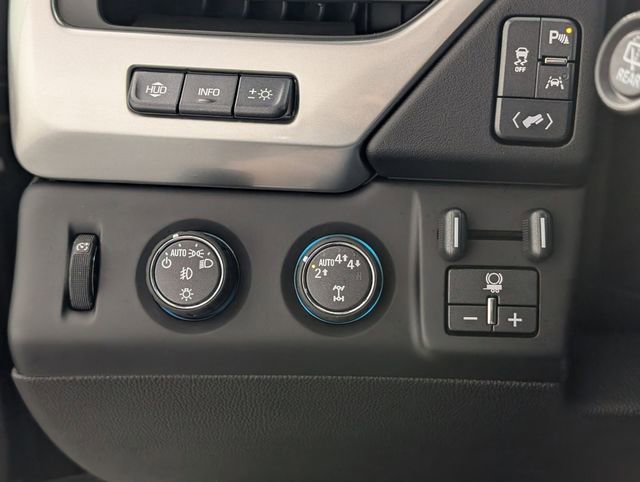 Used 2017 Chevrolet Tahoe Premier image 16