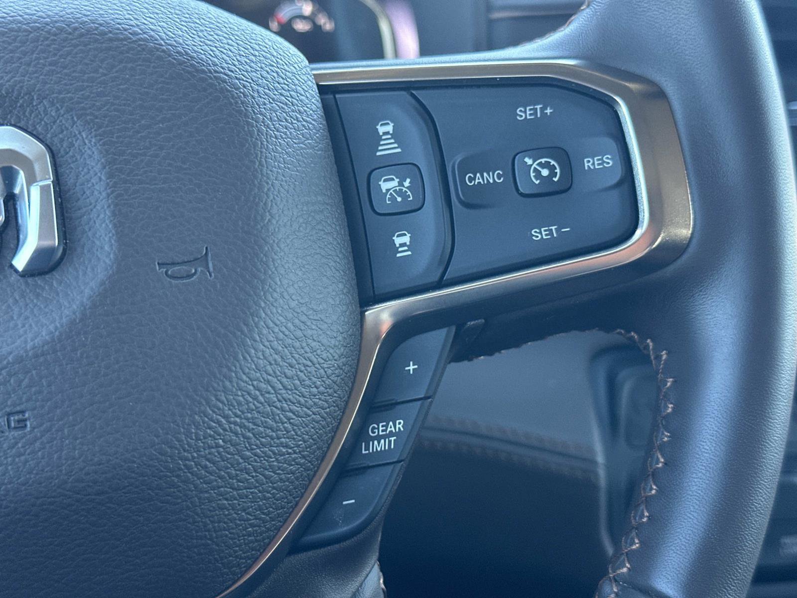 Used 2025 RAM 3500 Longhorn image 14