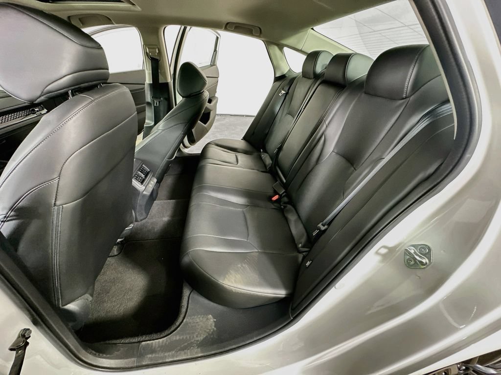 Used 2023 Honda Accord Touring image 16