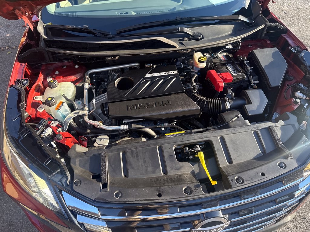 Used 2025 Nissan Rogue SV AWD/4WD image 16