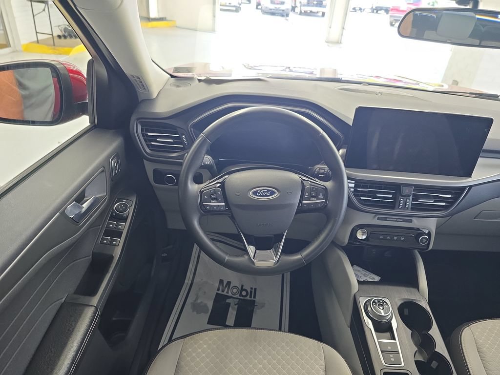 Used 2023 Ford Escape Active w/ Tech Pack #2 AWD/4WD image 12