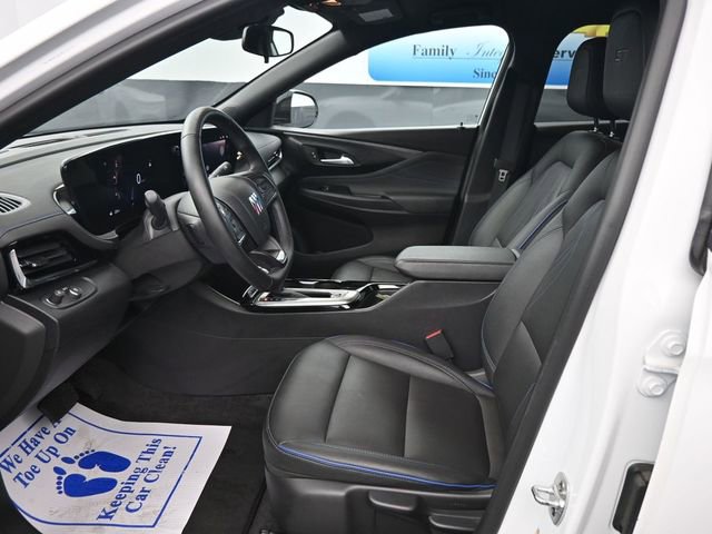 Used 2025 Buick Envista Sport Touring FWD image 12