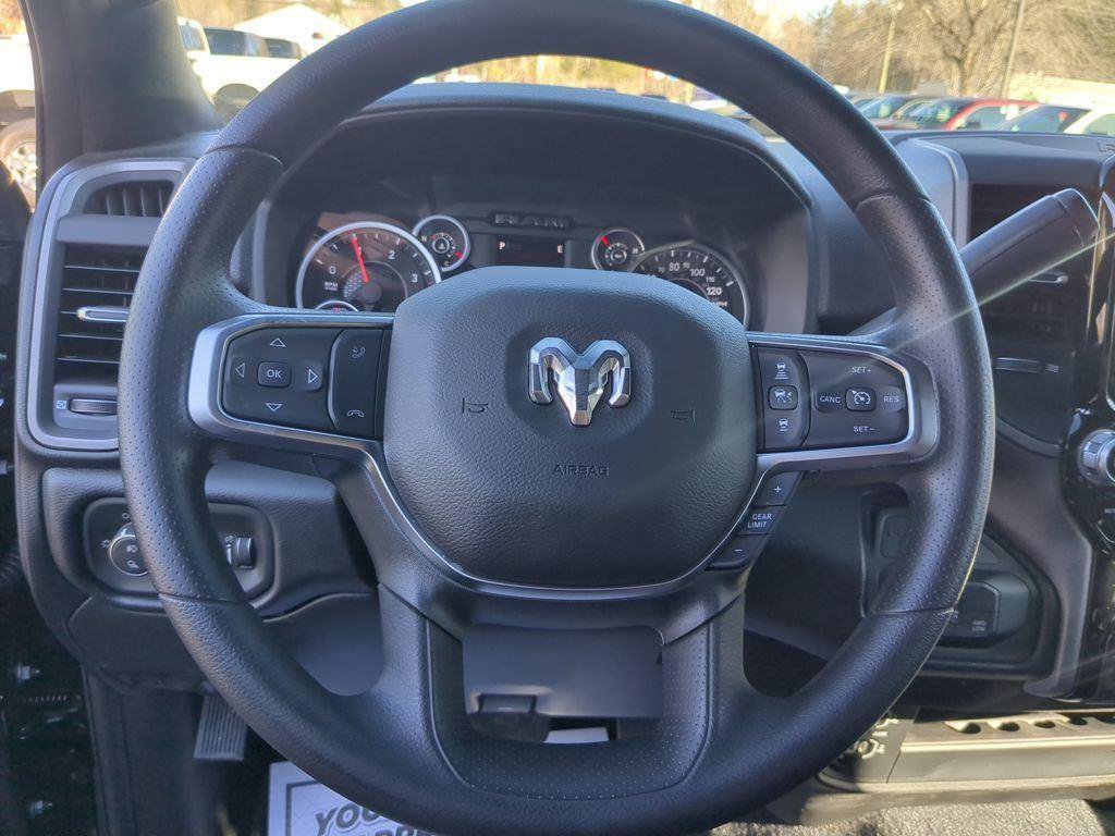 New 2026 RAM 3500 Tradesman AWD/4WD image 15