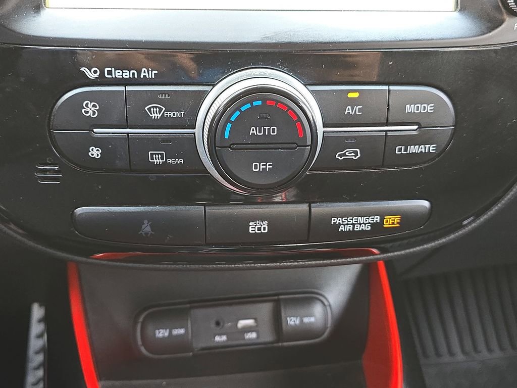 Used 2016 Kia Soul + w/ Tarmac Special Edition image 23