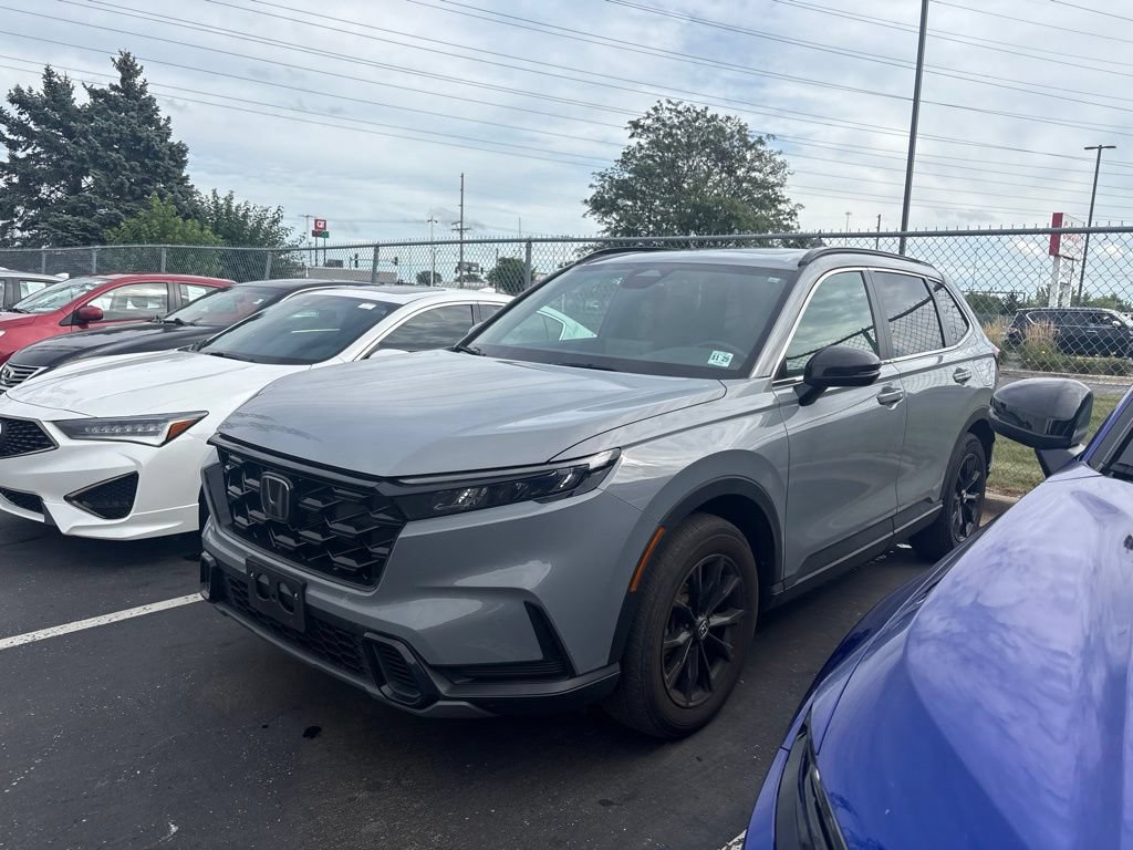 Used 2025 Honda CR-V Sport image 3