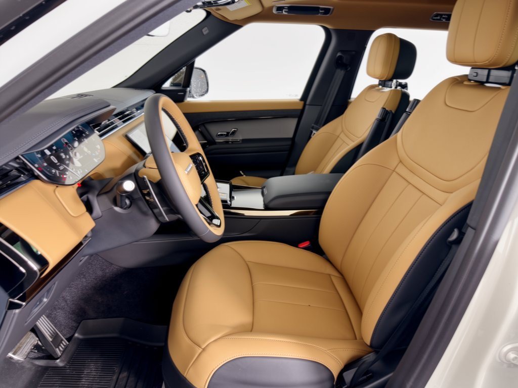 New 2026 Land Rover Range Rover Sport Dynamic SE AWD/4WD image 5