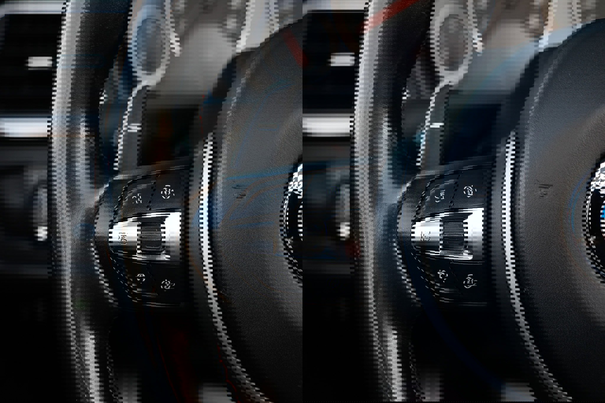 Used 2016 BMW M4 Convertible image 27