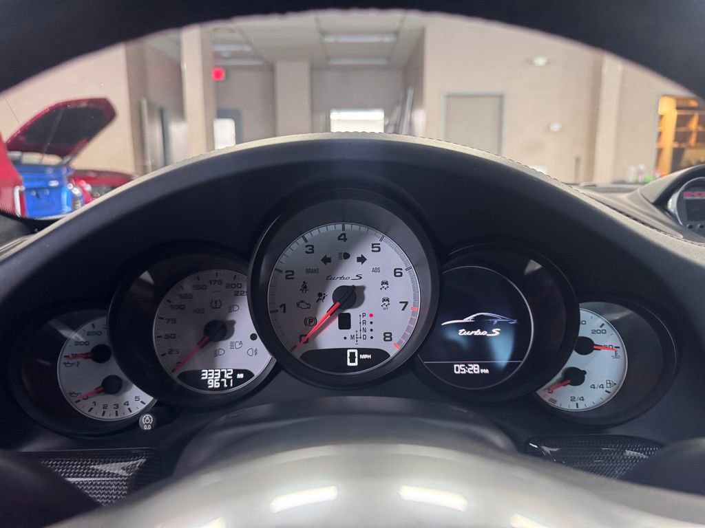 Used 2014 Porsche 911 Turbo S image 10