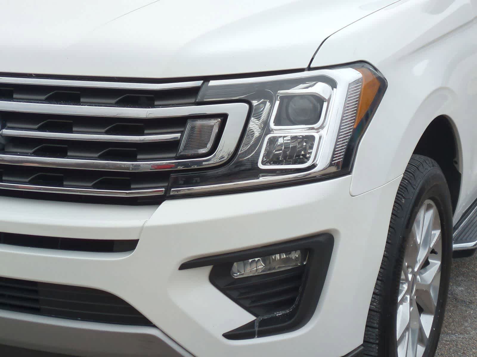Used 2021 Ford Expedition XLT image 11