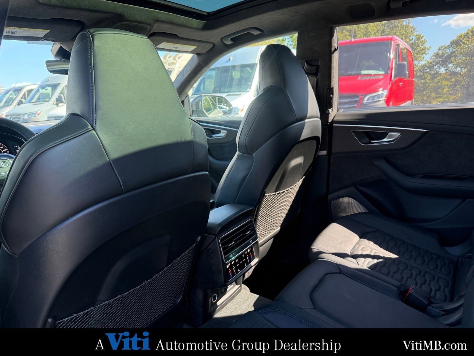 Used 2022 Audi RS Q8 image 21