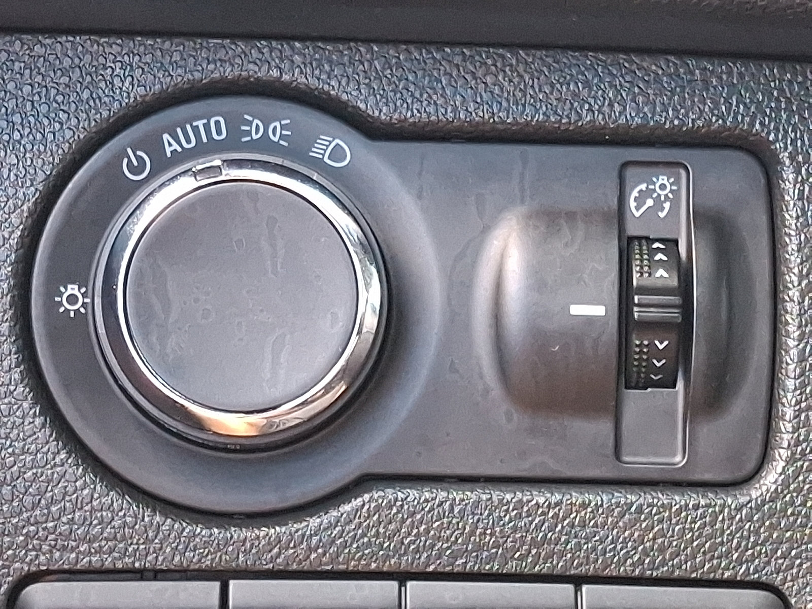Used 2021 Chevrolet Spark LS FWD image 24
