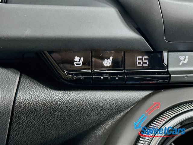 Used 2022 Chevrolet Camaro ZL1 RWD image 28
