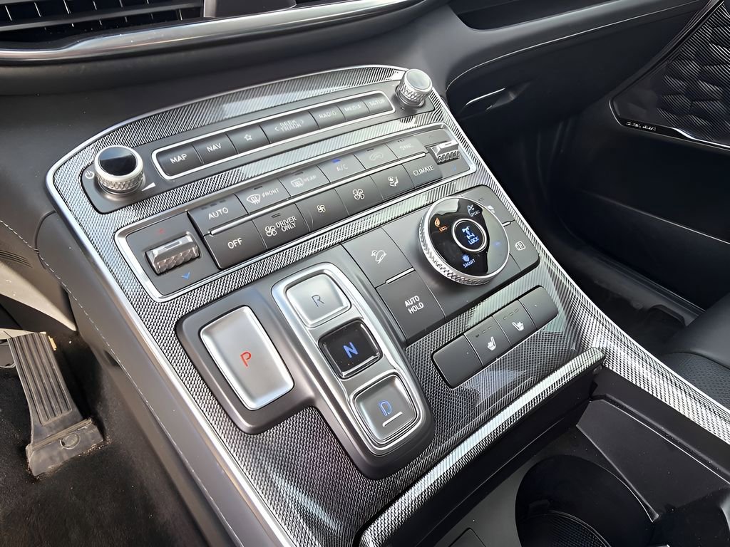 Used 2023 Hyundai Santa Fe SEL Premium image 19