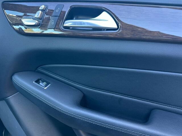 Used 2016 Mercedes-Benz GLE 300d GLE 300d 4D Sport Utility 4MAT image 22