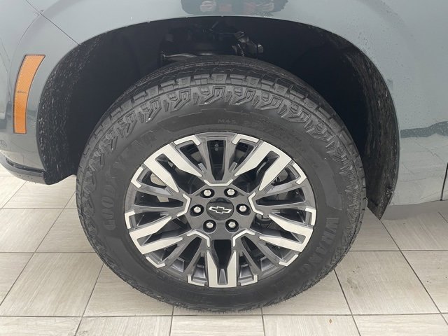 New 2026 Chevrolet Suburban Z71 w/ Z71 Off-Road Package image 8