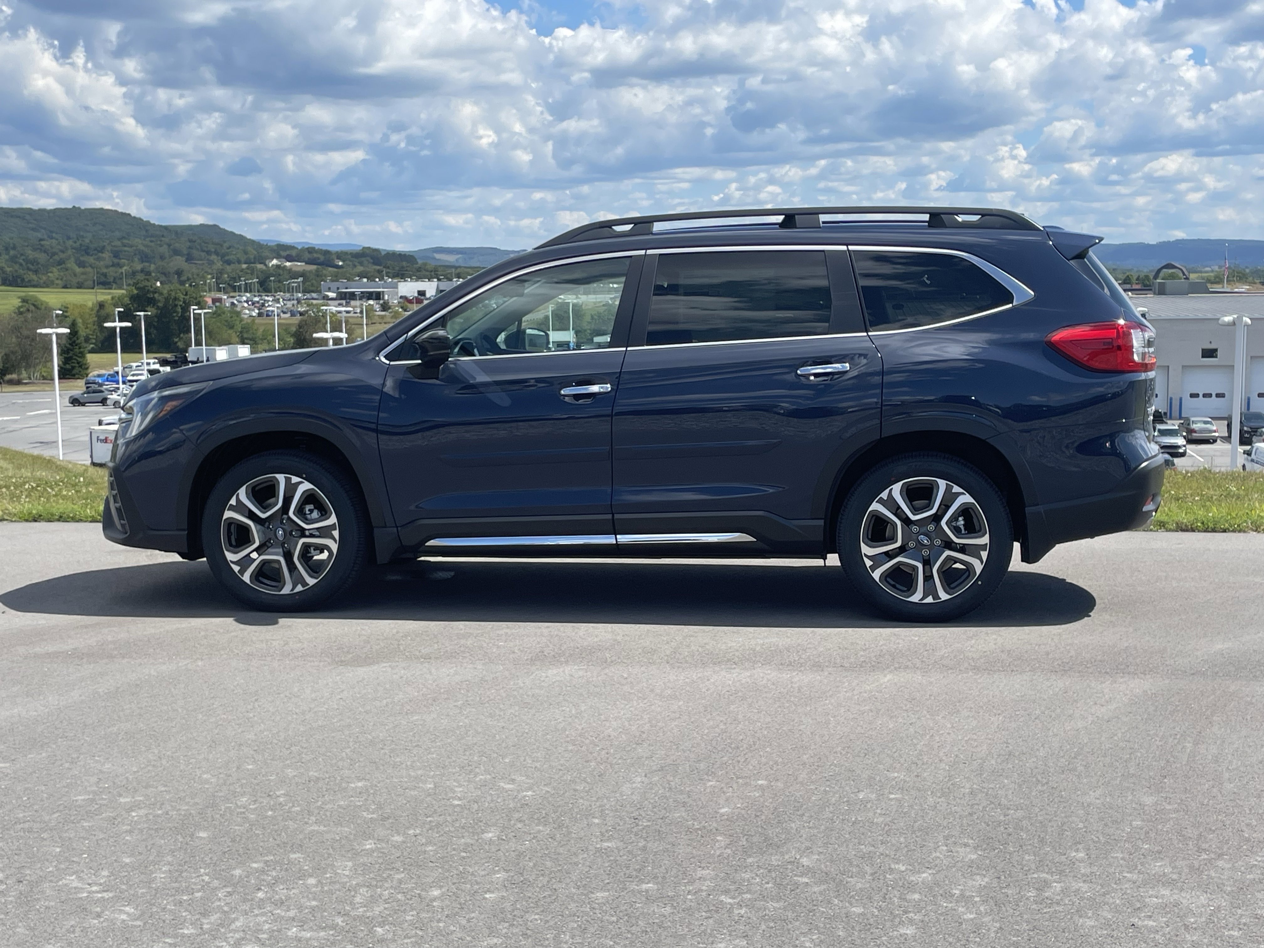 New 2025 Subaru Ascent Touring image 7