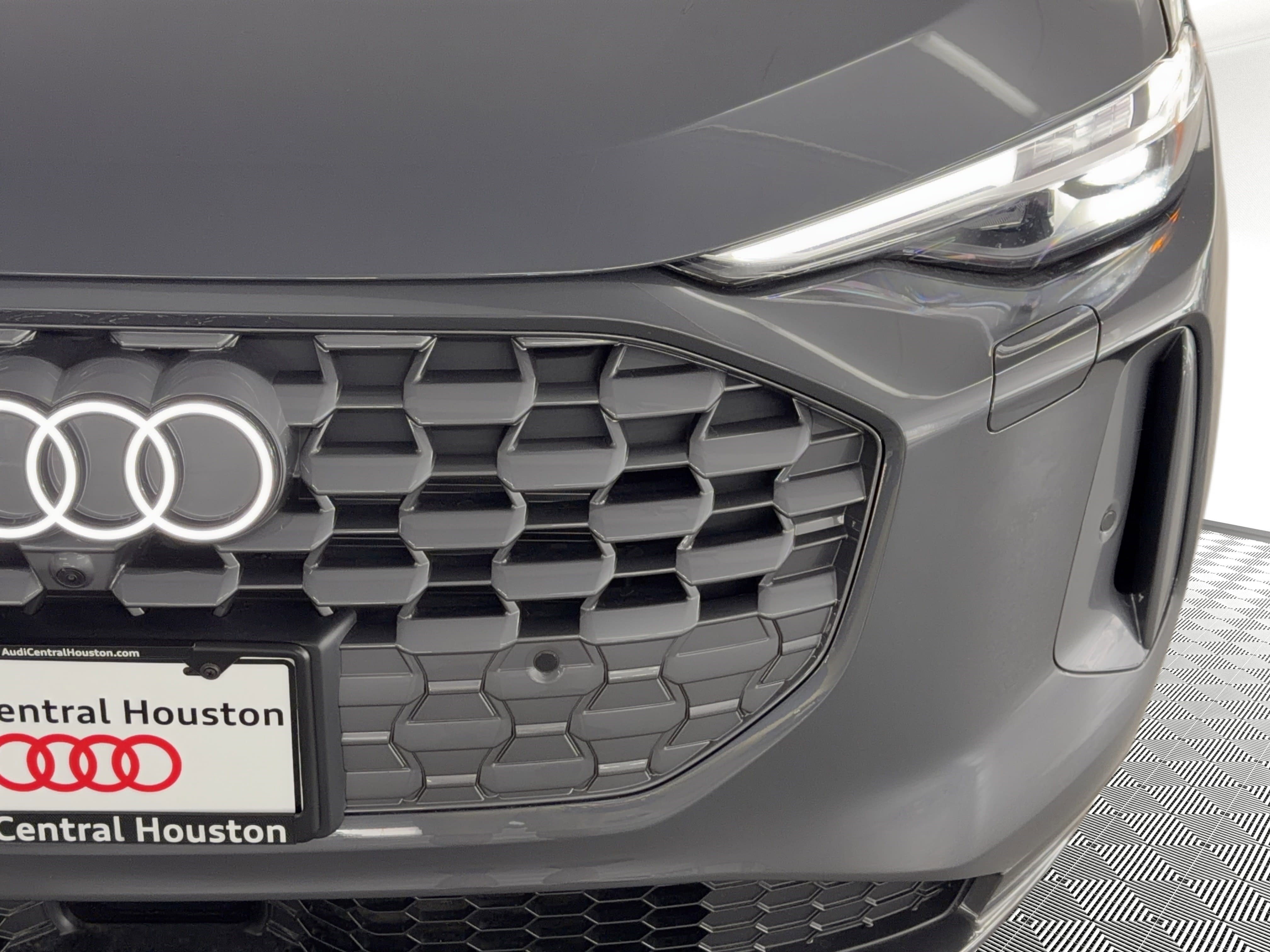 New 2026 Audi Q5 Premium Plus image 11