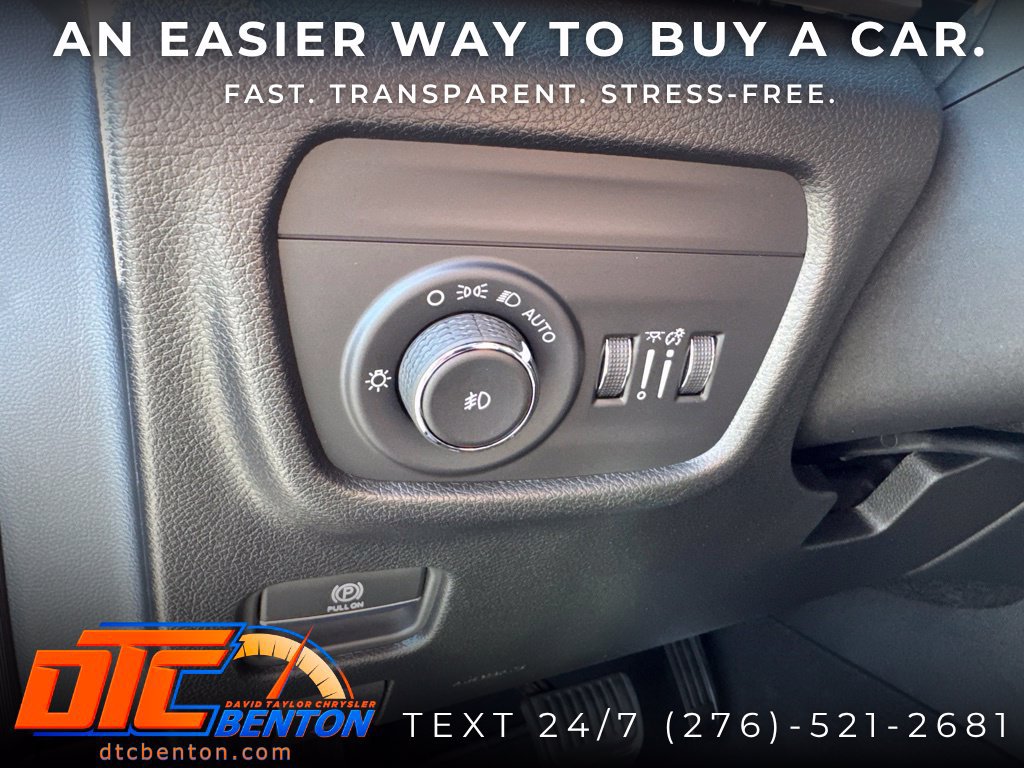 Used 2026 Jeep Grand Cherokee Limited w/ Limited Altitude Package AWD/4WD image 14