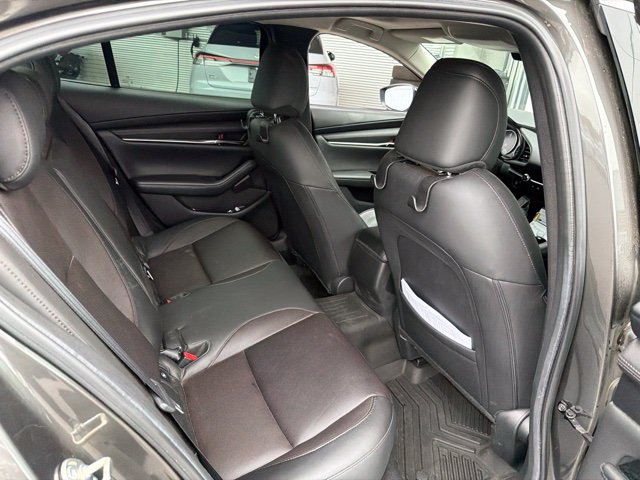 Used 2020 MAZDA MAZDA3 AWD Sedan w/ Premium Package image 9