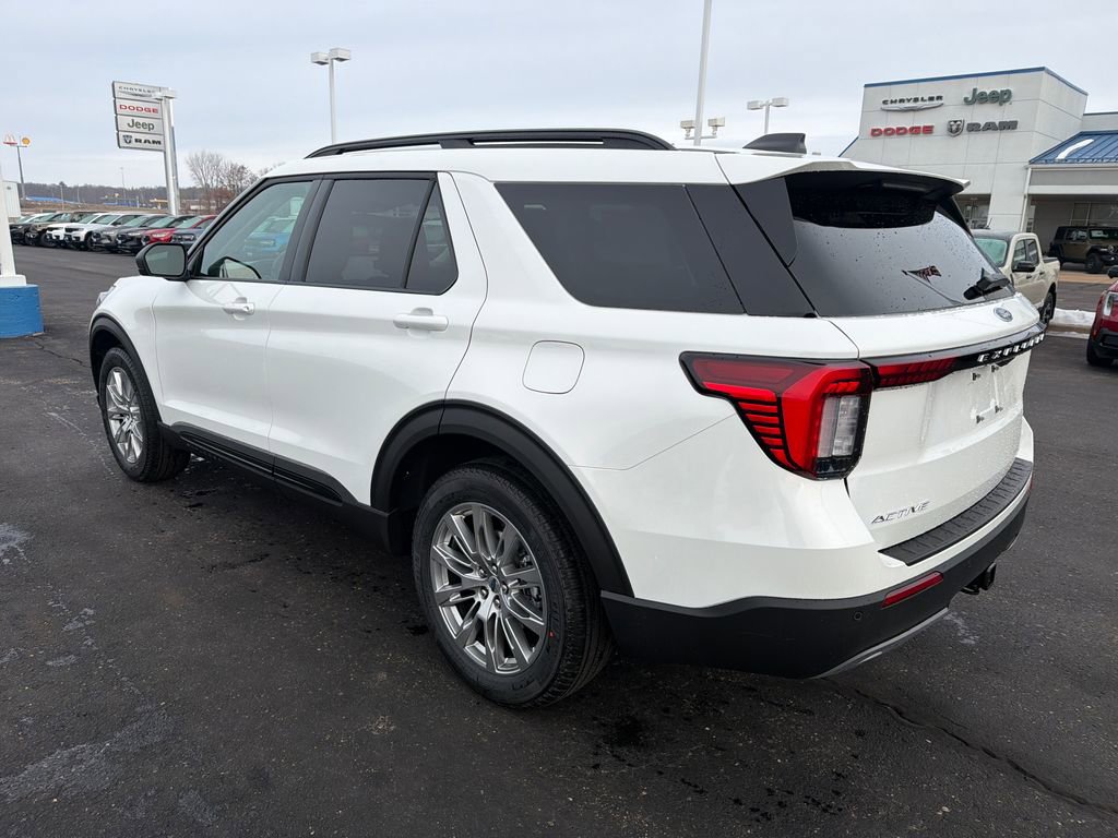 New 2026 Ford Explorer Active w/ Active Comfort Package image 3