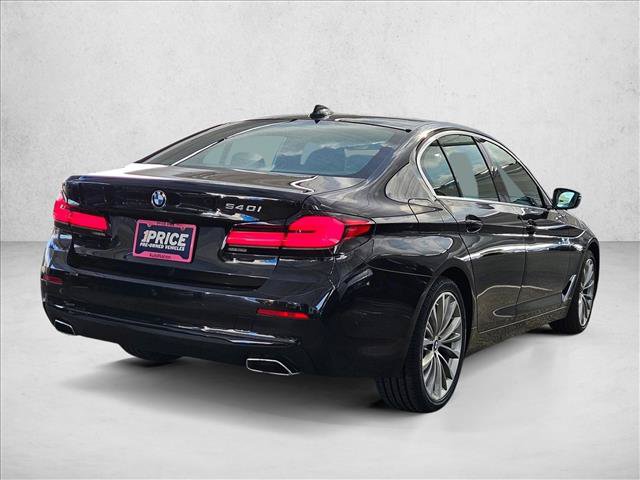 Used 2023 BMW 540i w/ Premium Package RWD image 5