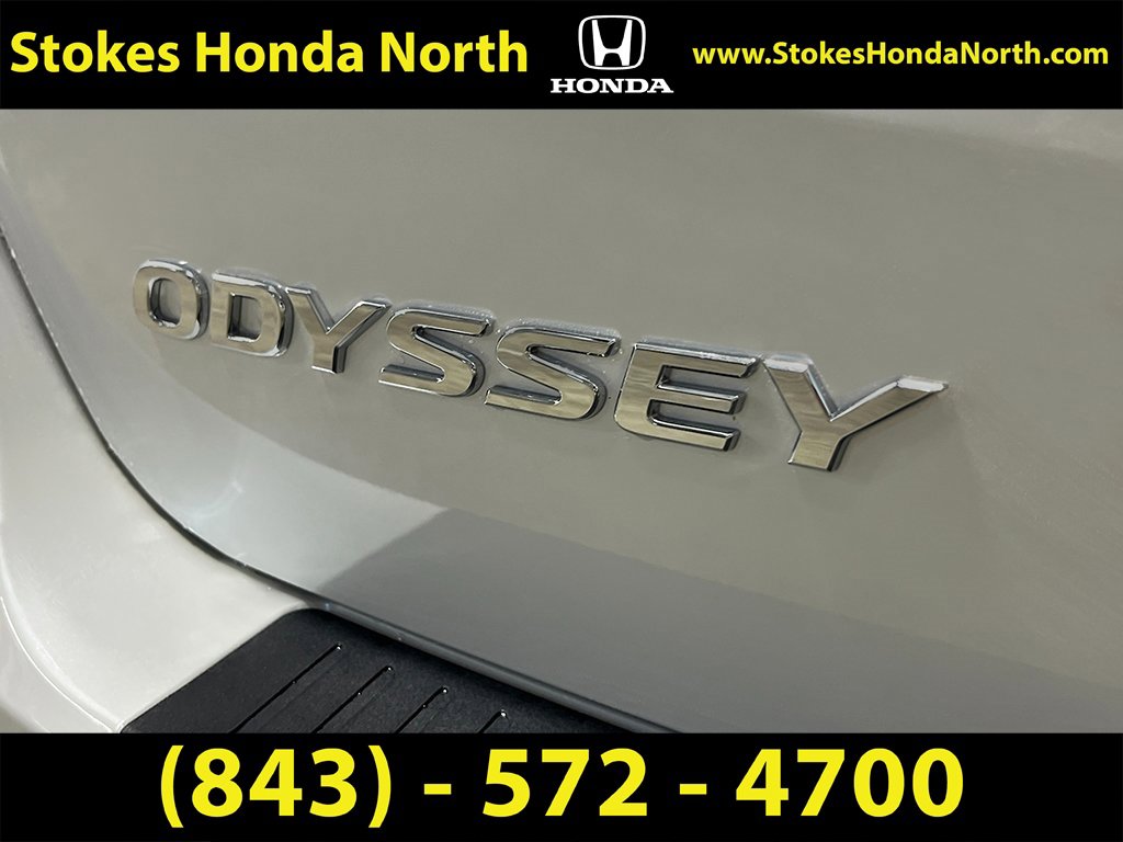 New 2026 Honda Odyssey Touring image 7