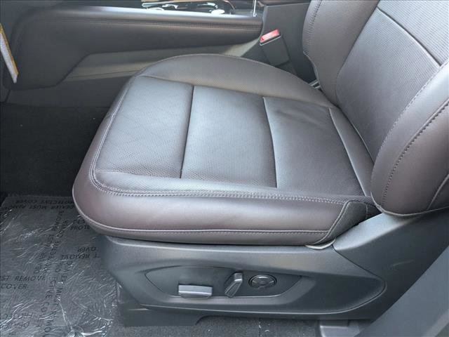 New 2026 Ford Explorer Platinum image 4