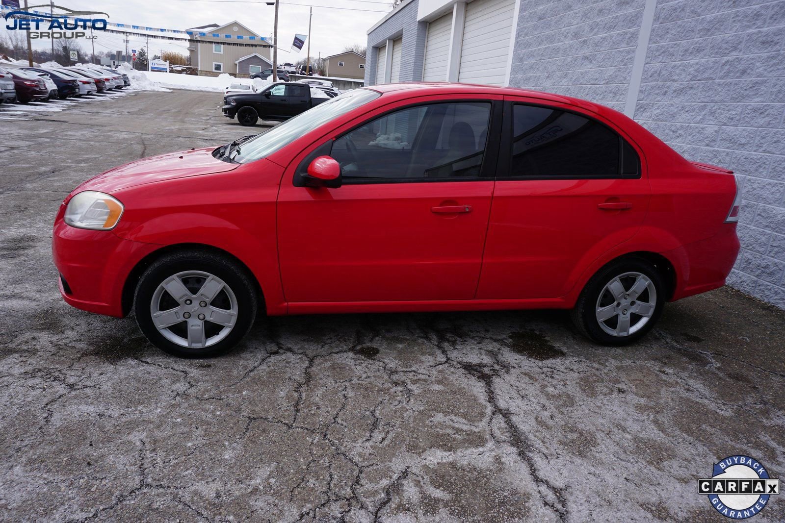 Used 2011 Chevrolet Aveo LT image 4