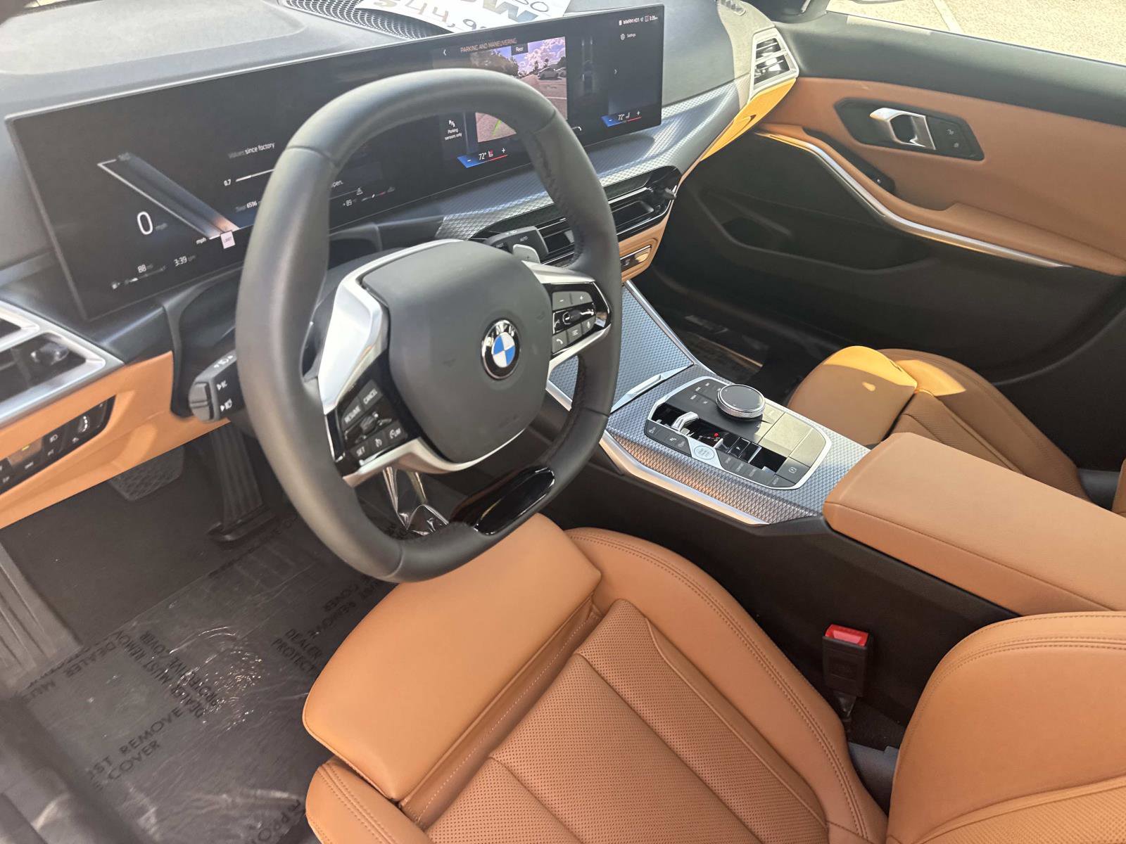 Certified 2025 BMW 330i 330i w/ Convenience Package image 32