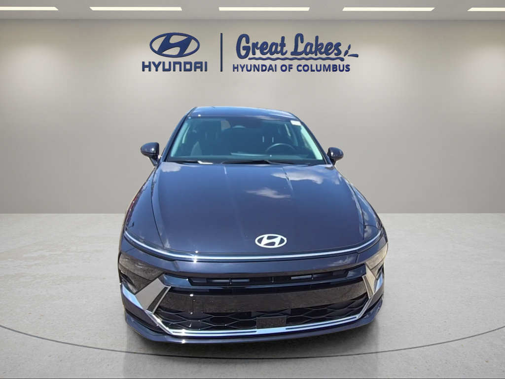 Certified 2026 Hyundai Sonata SEL AWD/4WD image 2