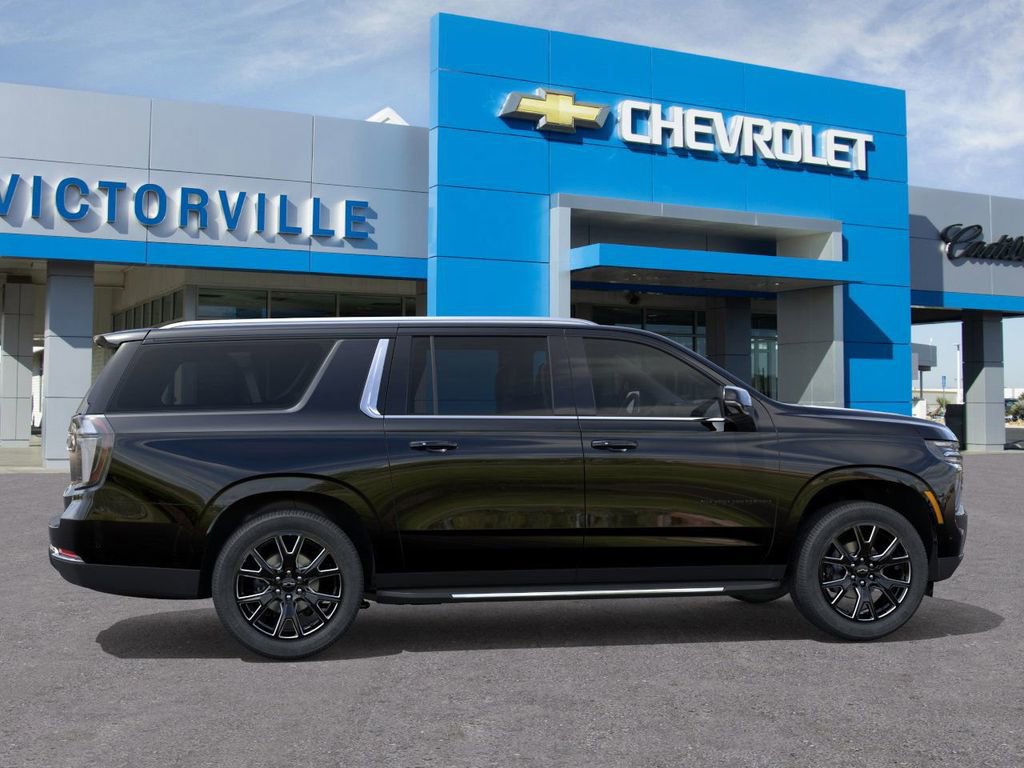 New 2025 Chevrolet Suburban LT w/ Comfort Package image 5
