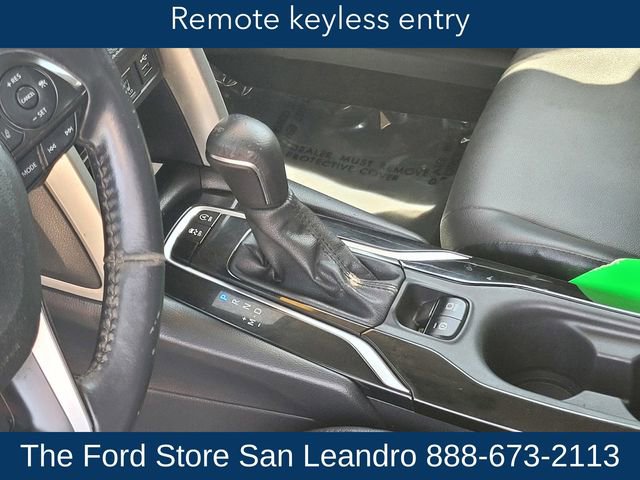 Used 2022 Toyota Corolla Cross XLE AWD/4WD image 23
