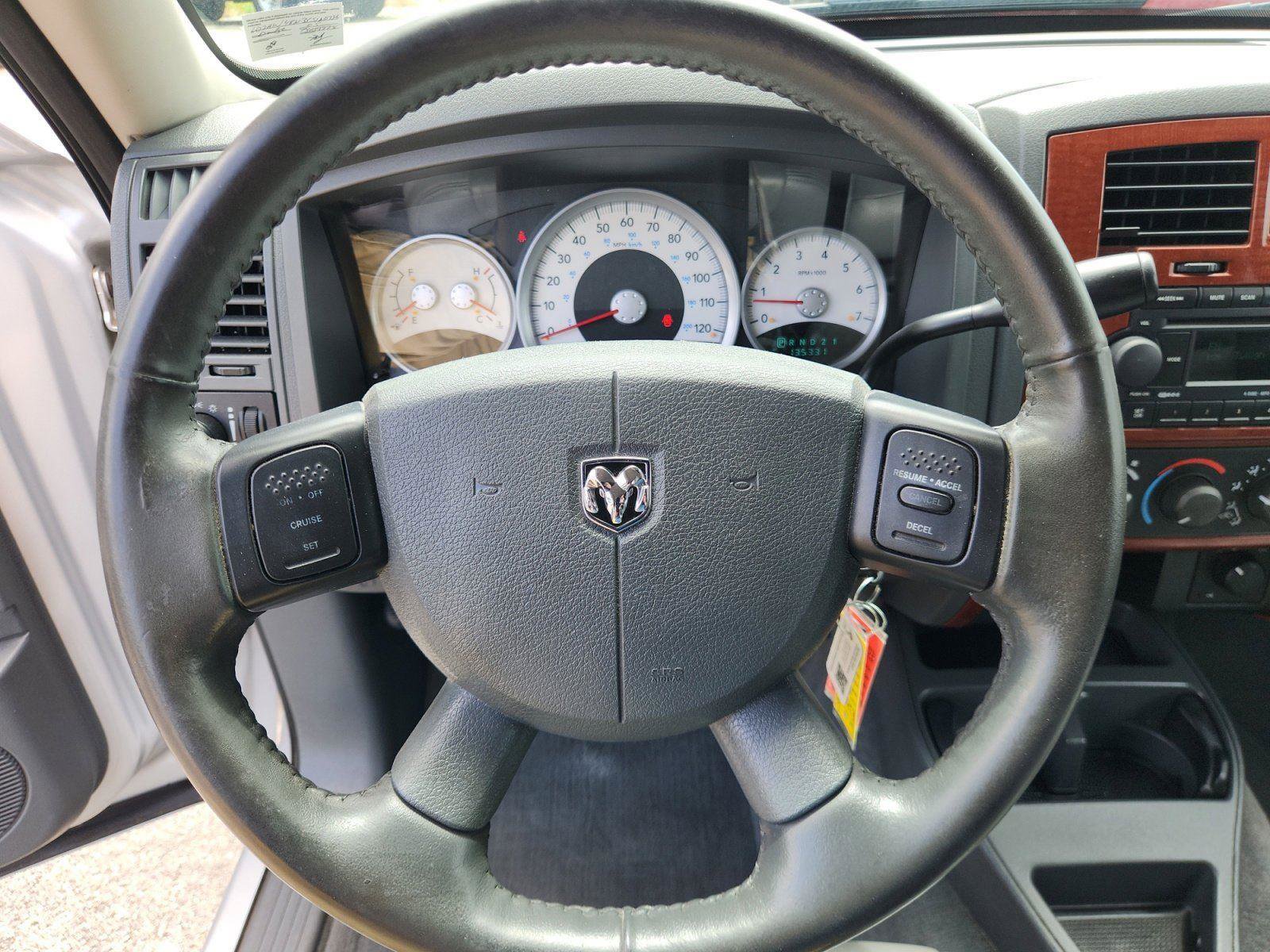 Used 2005 Dodge Dakota SLT AWD/4WD image 18