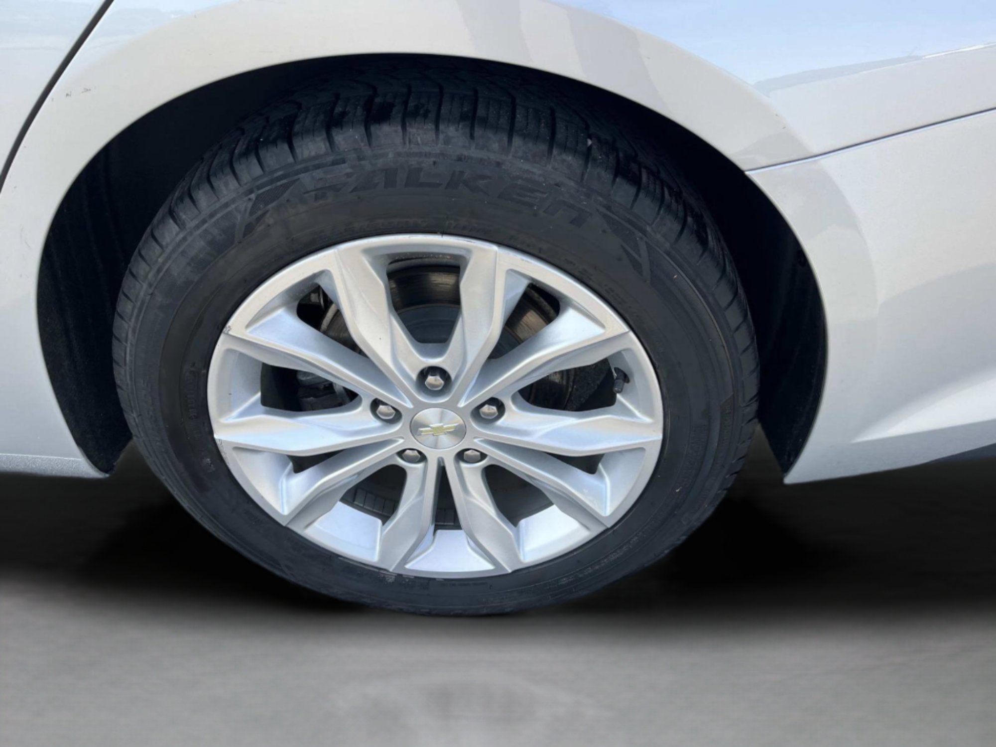 Used 2021 Chevrolet Malibu LT FWD image 11