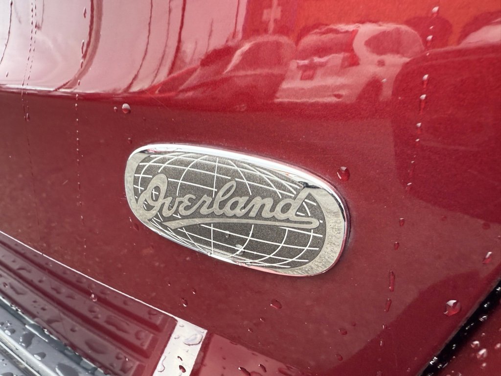 Used 2018 Jeep Grand Cherokee Overland image 9