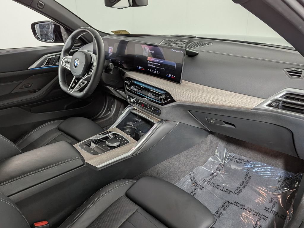 Used 2025 BMW 430i xDrive Convertible w/ M Sport Package AWD/4WD image 33