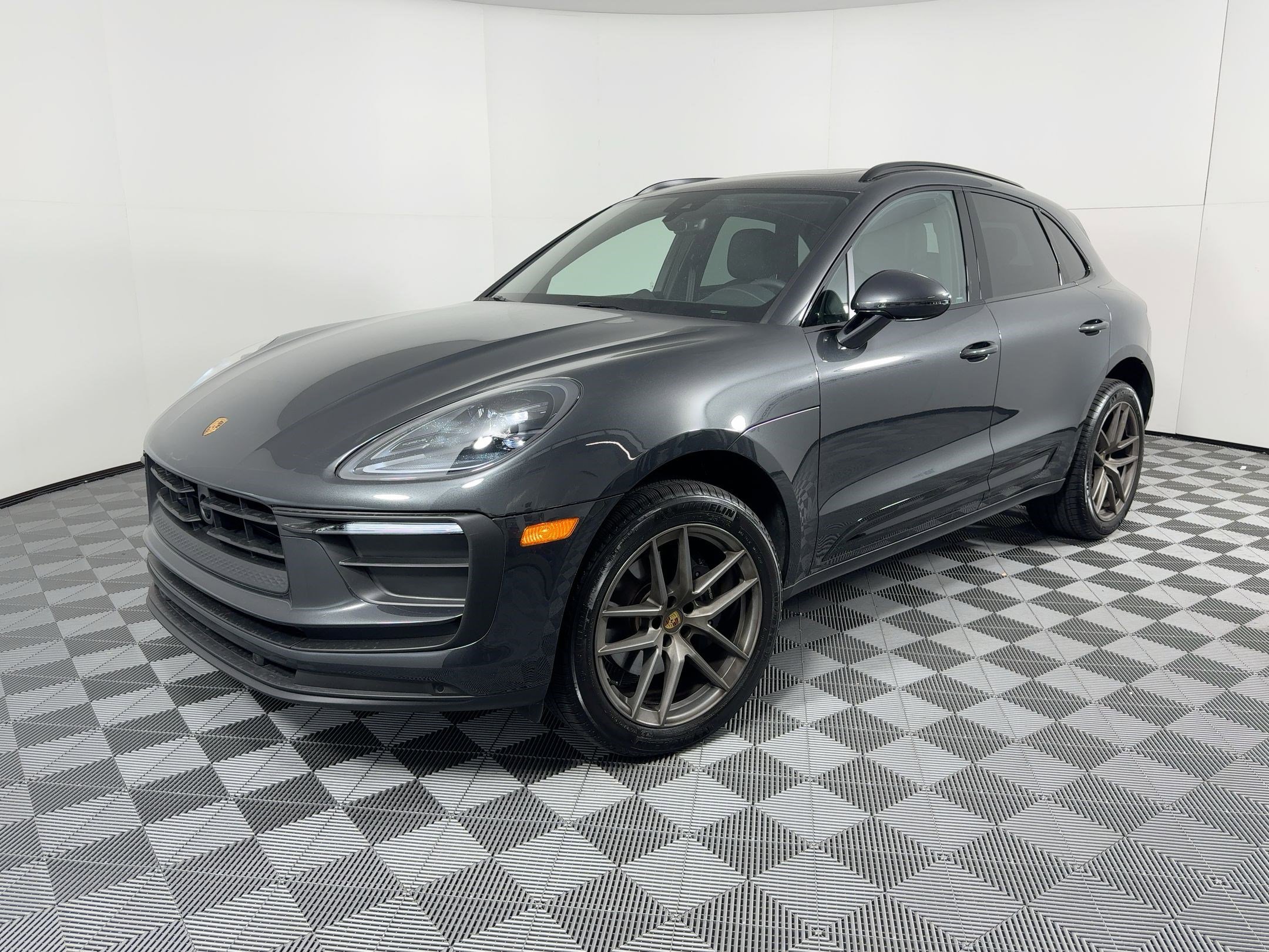 Certified 2025 Porsche Macan