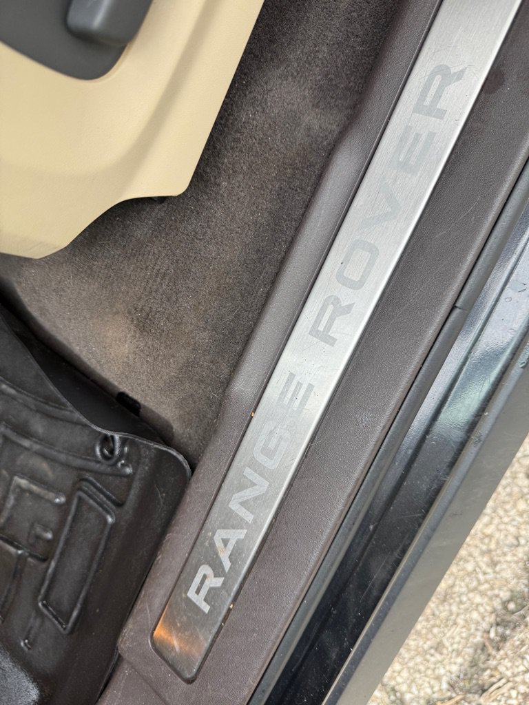 Used 2013 Land Rover Range Rover Evoque Pure Premium AWD/4WD image 16