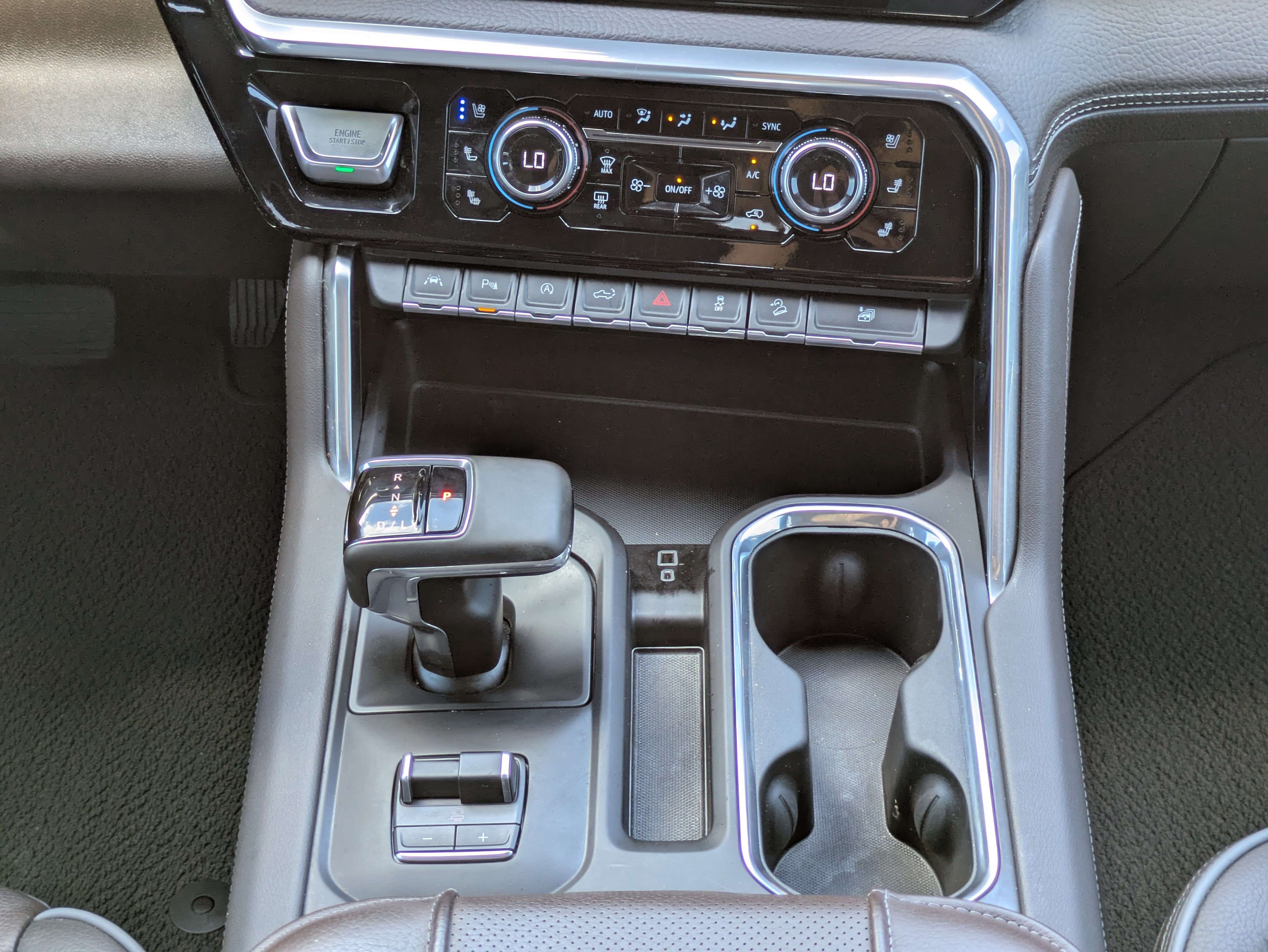 Used 2023 GMC Sierra 1500 Denali w/ Technology Package AWD/4WD image 19