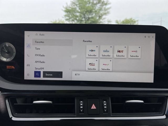Certified 2025 Lexus ES 350 w/ Premium Package FWD image 14
