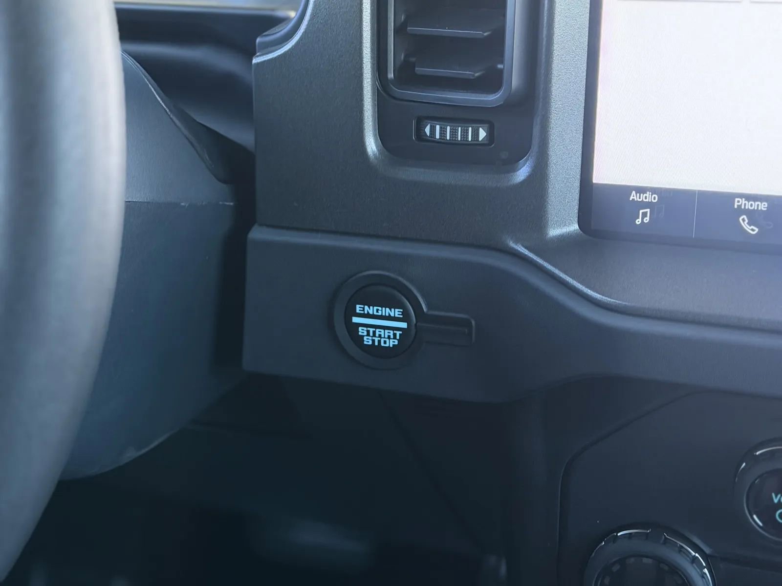 Used 2025 Ford Bronco 4-Door image 26